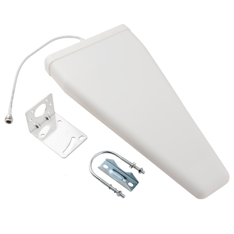  海尾镇对数周期天线定向接收发射700-3700MHz